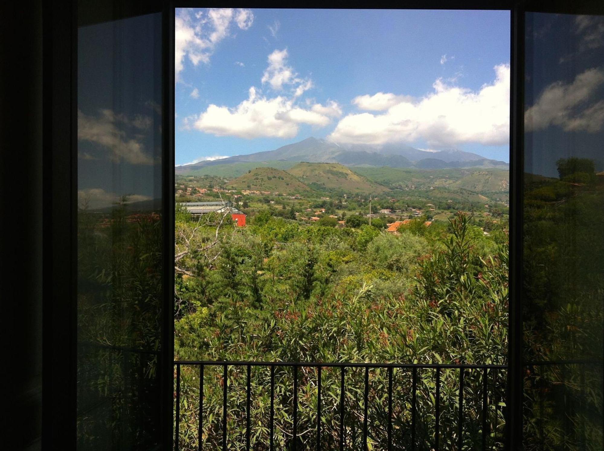 Villa Bonaccorso - Antica E Maestosa Villa Con Piscina Ai Piedi Dell'Etna 비아그란데 객실 사진